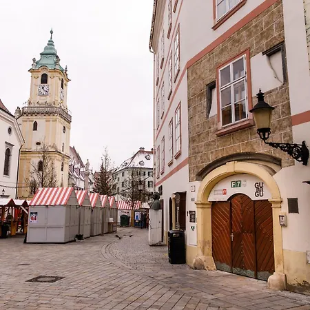 Lea - Old Town Privat bolig