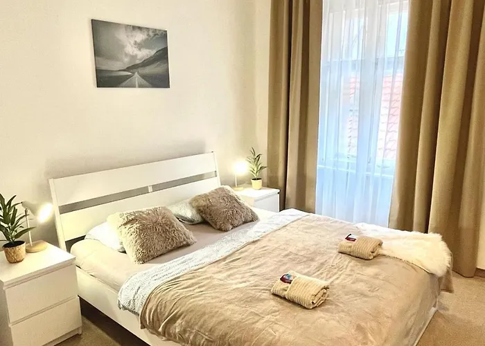 Lea - Old Town Ubytovanie v rodine